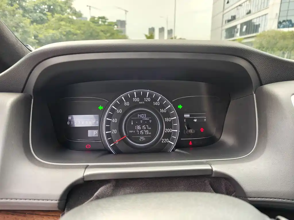Honda Odyssey 2017 — фото 11