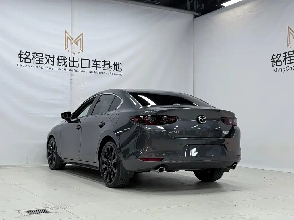Mazda 3 Axela 2023