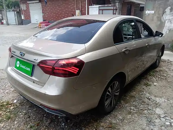 Geely Emgrand 2019