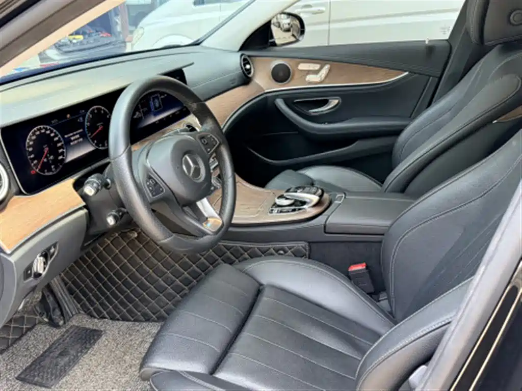 Mercedes-Benz E-Class 2018