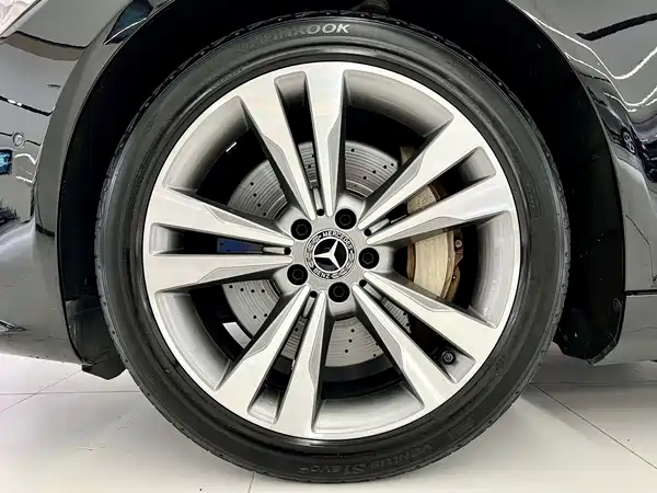 Mercedes-Benz S-Class 2020