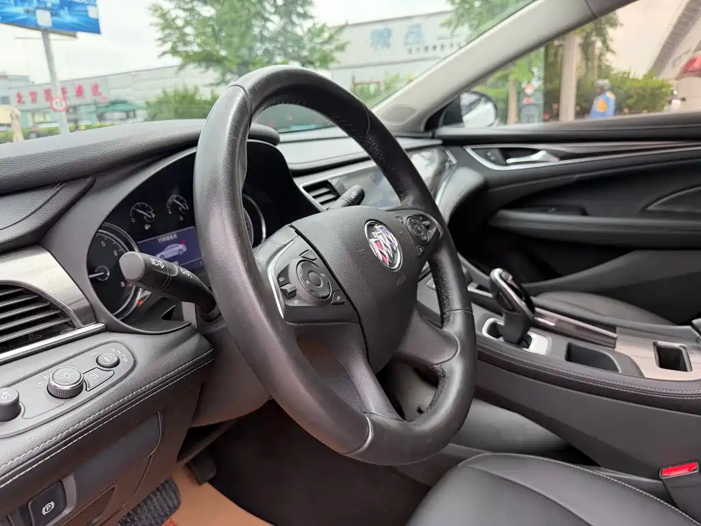 Buick LaCrosse 2020 — фото 12