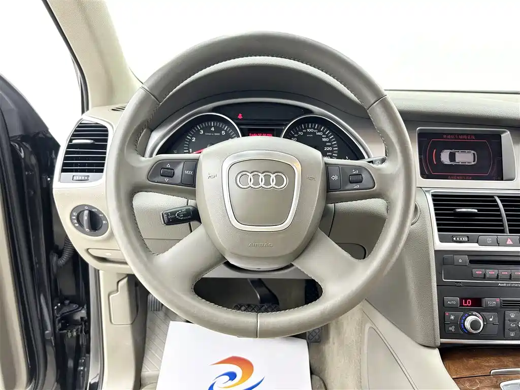 Audi Q7 2013 — фото 19