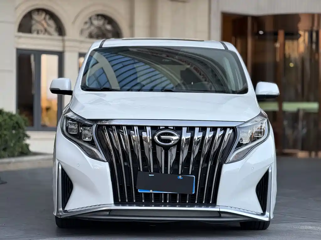 GAC Motor Trumpchi M8 2020 — фото 2