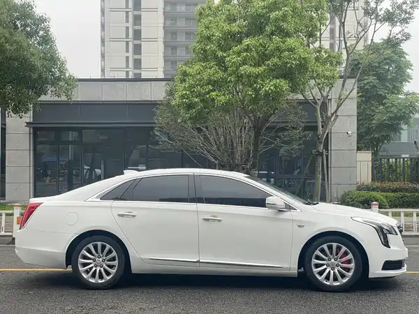 Cadillac XTS 2018