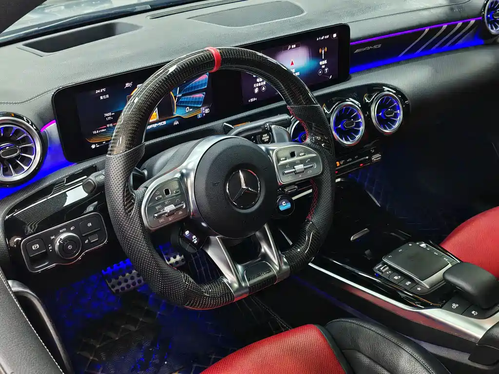Mercedes-Benz Mercedes CLA AMG 2022 — фото 9