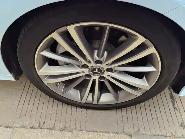Mercedes-Benz CLS 2020