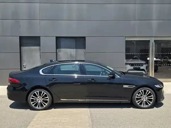 Jaguar XFL 2025