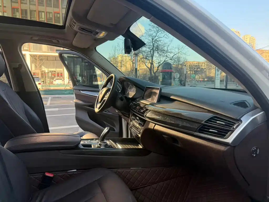 BMW X5 2015 — фото 10