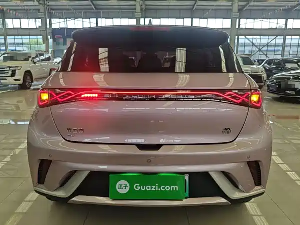 BYD Dolphin 2022
