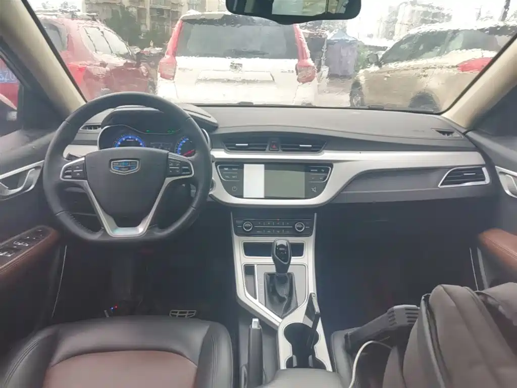 Geely Vision 2018 — фото 10