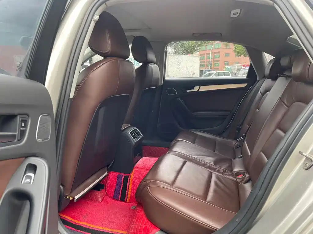Audi A4L 2016