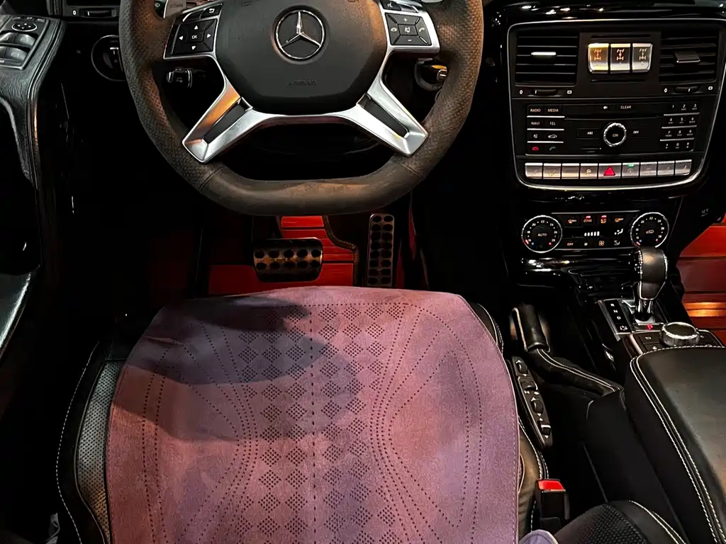 Mercedes-Benz G-Class 2018 — фото 20