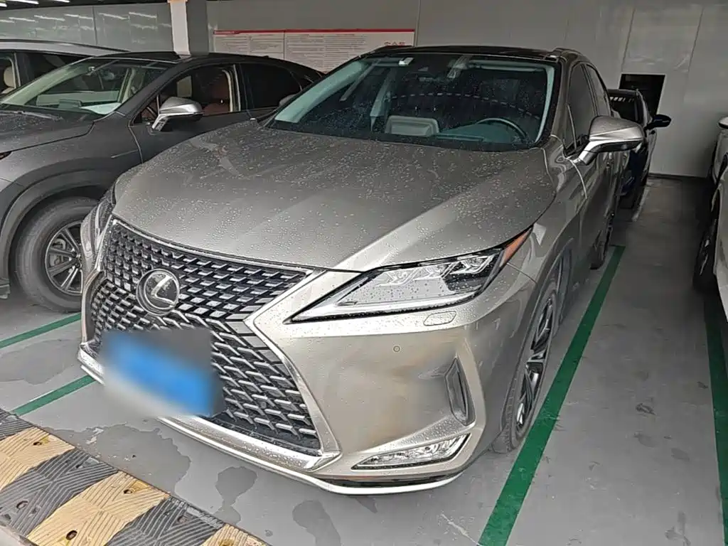 Lexus RX 2021