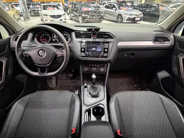 Volkswagen Tiguan L 2019