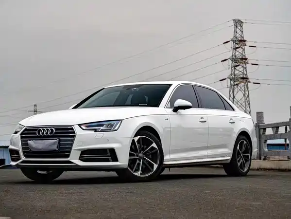 Audi A4L 2018
