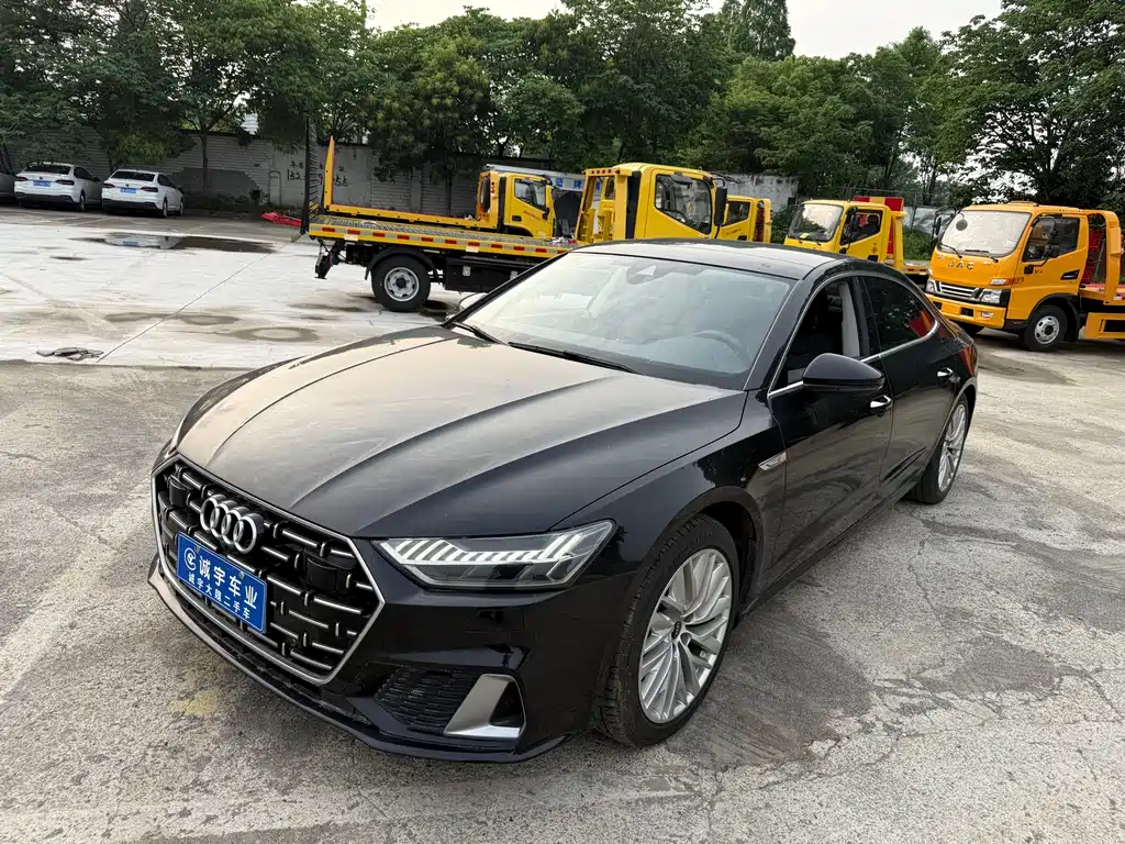 Audi A7L 2024 — фото 1
