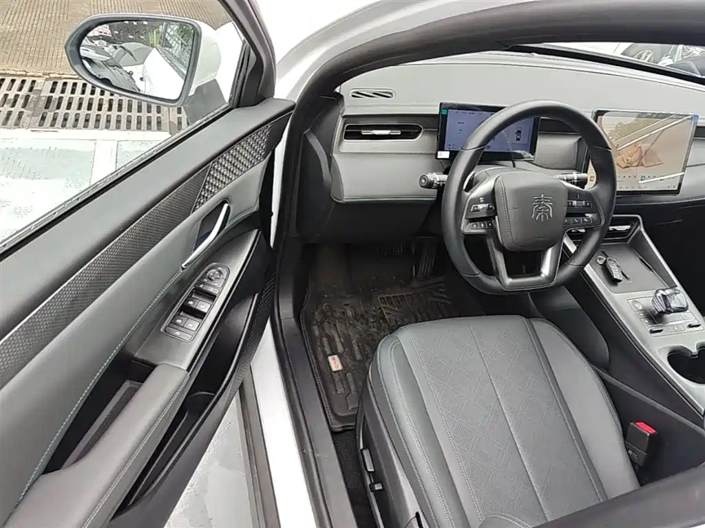 BYD Qin PLUS 2025 — фото 16