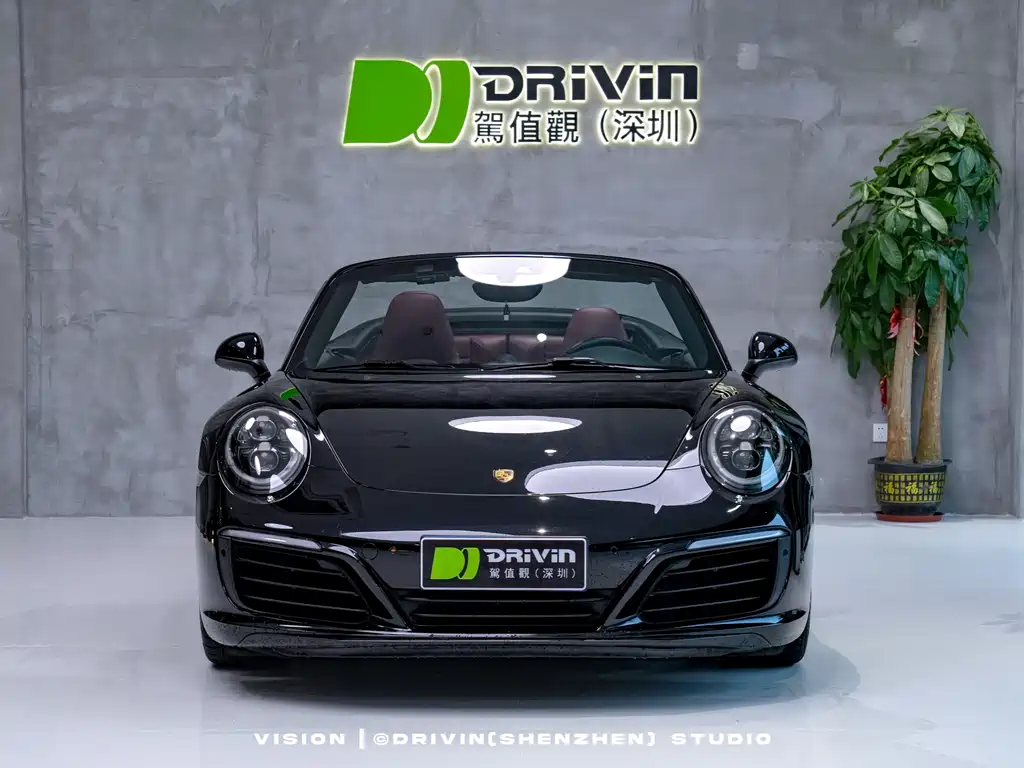 Porsche 911 2016
