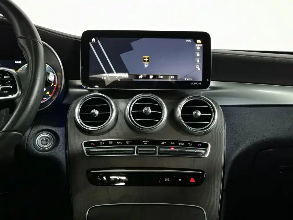 Mercedes-Benz GLC 2020 — фото 12