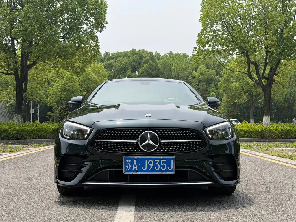 Mercedes-Benz E-Class 2022 — фото 2