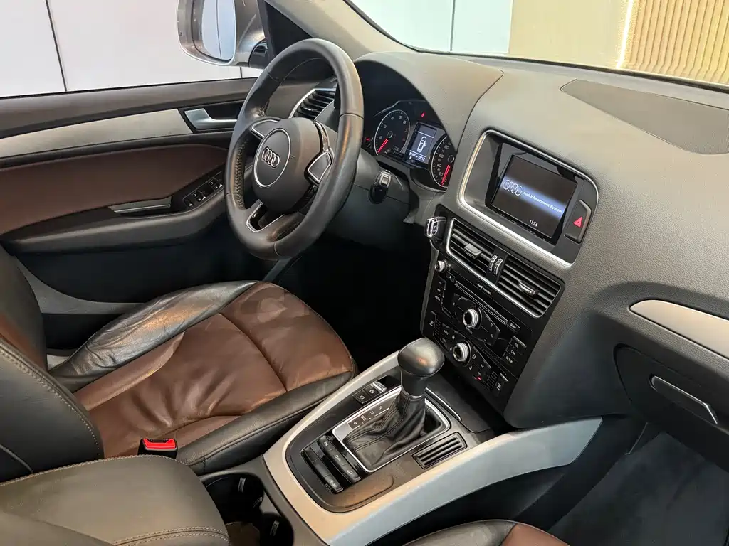Audi Q5 2018 — фото 10