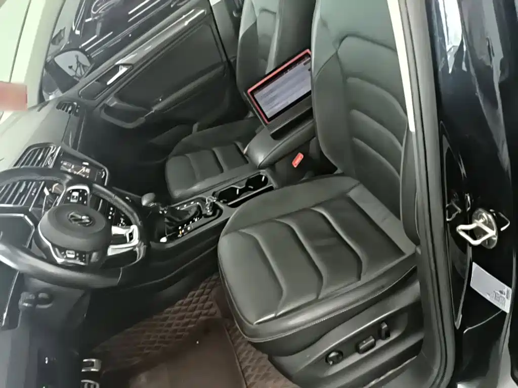 Volkswagen Tiguan L 2020 — фото 15