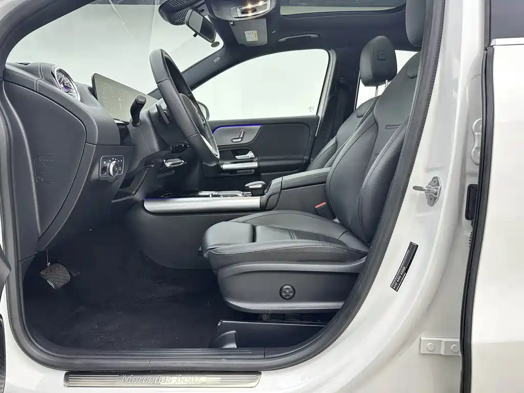 Mercedes-Benz GLA 2023