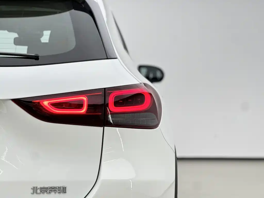 Mercedes-Benz GLA 2023 — фото 15