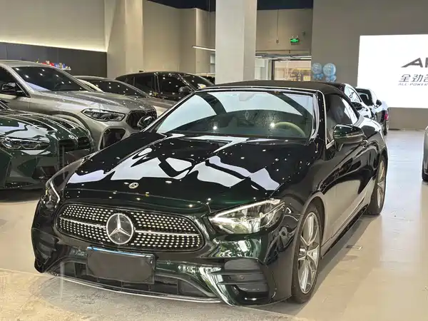 Mercedes-Benz E-Class 2022