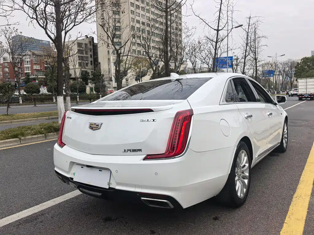 Cadillac XTS 2019 — фото 17