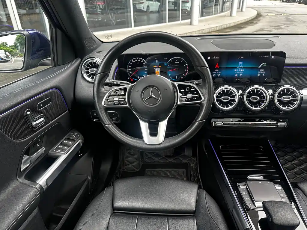Mercedes-Benz GLB 2021