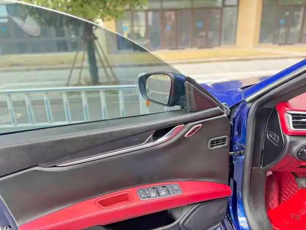 Maserati Ghibli 2017