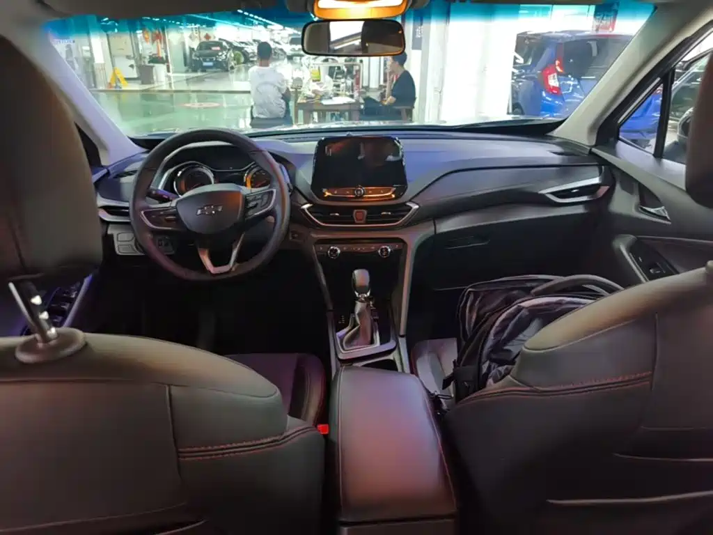Chevrolet Orlando 2019 — фото 10