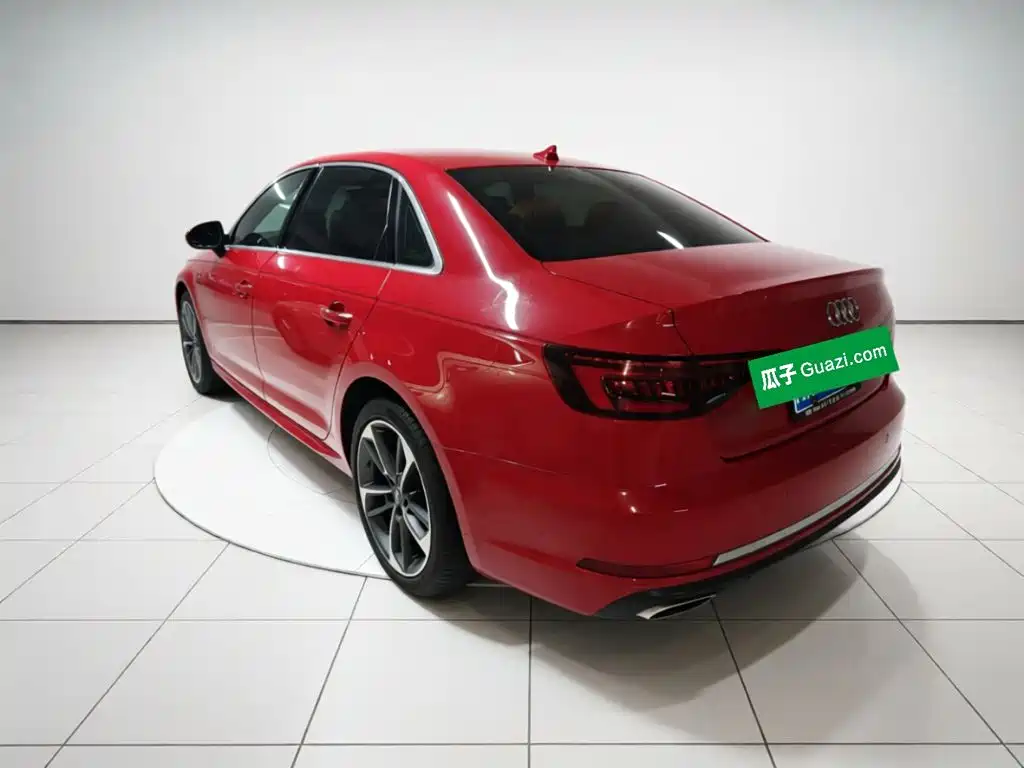 Audi A4L 2019 — фото 25