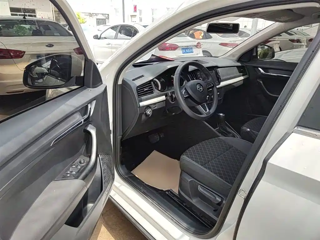 Skoda Kamiq 2021 — фото 16