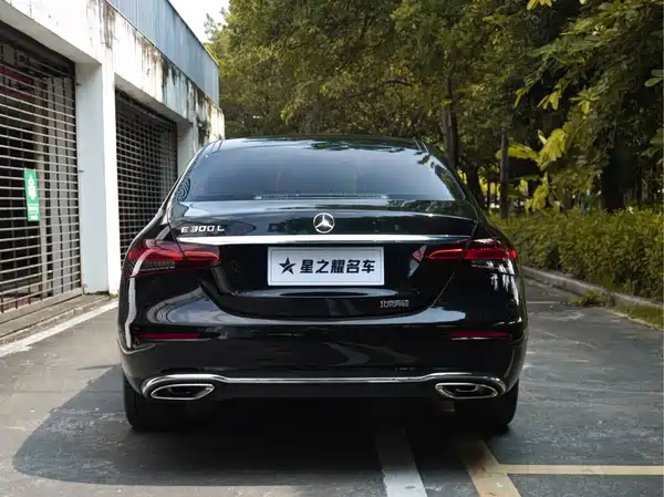 Mercedes-Benz E-Class 2021