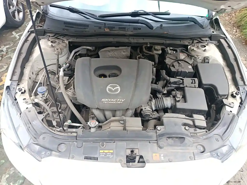 Mazda 3 Axela 2015 — фото 11