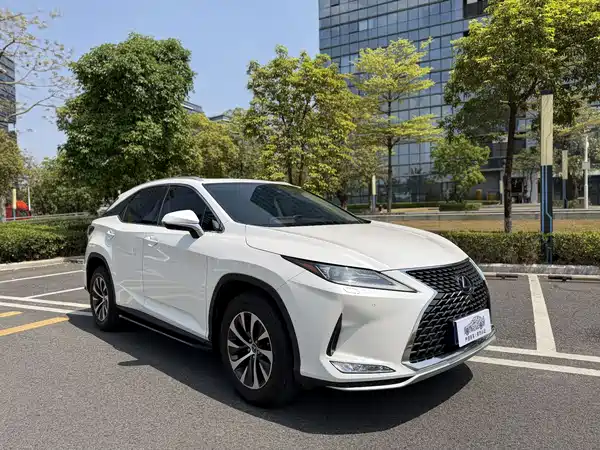Lexus RX 2020