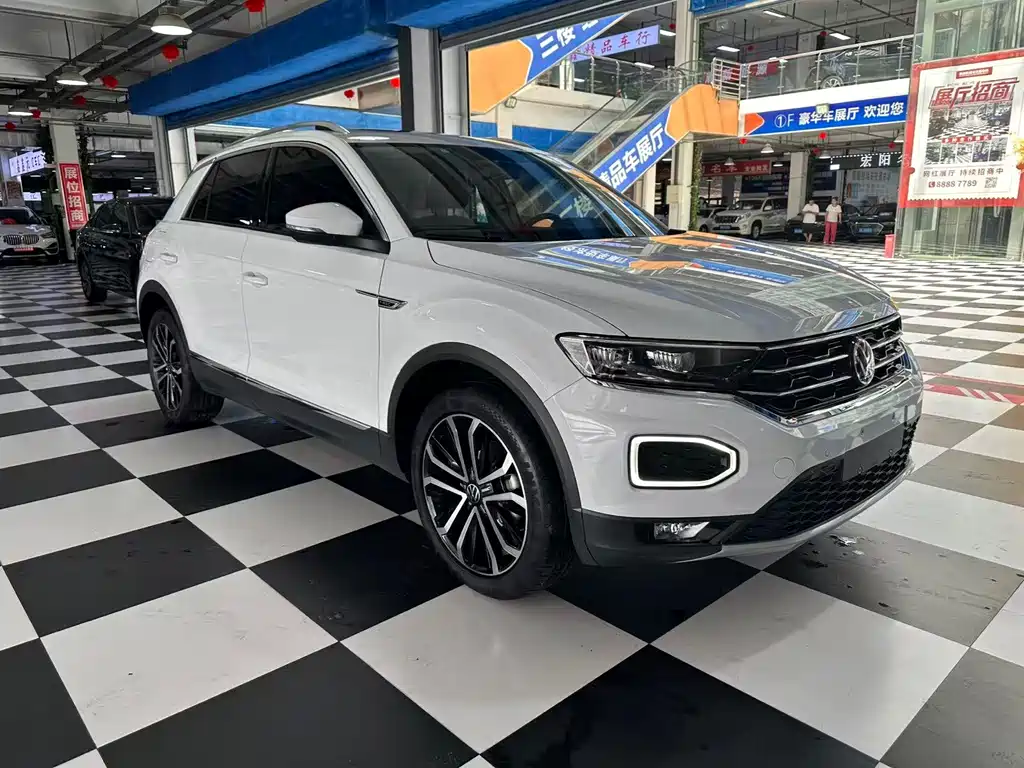 Volkswagen T-Roc 2023