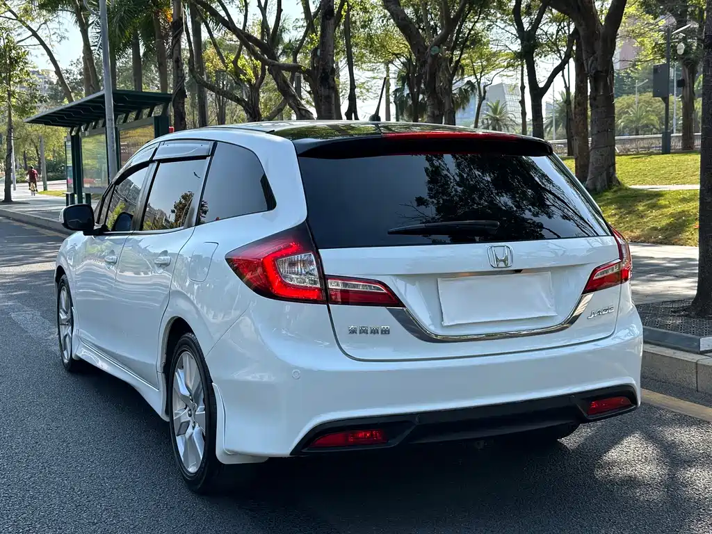 Honda Jade 2014 — фото 4