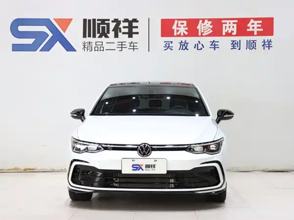 Volkswagen Golf 2024