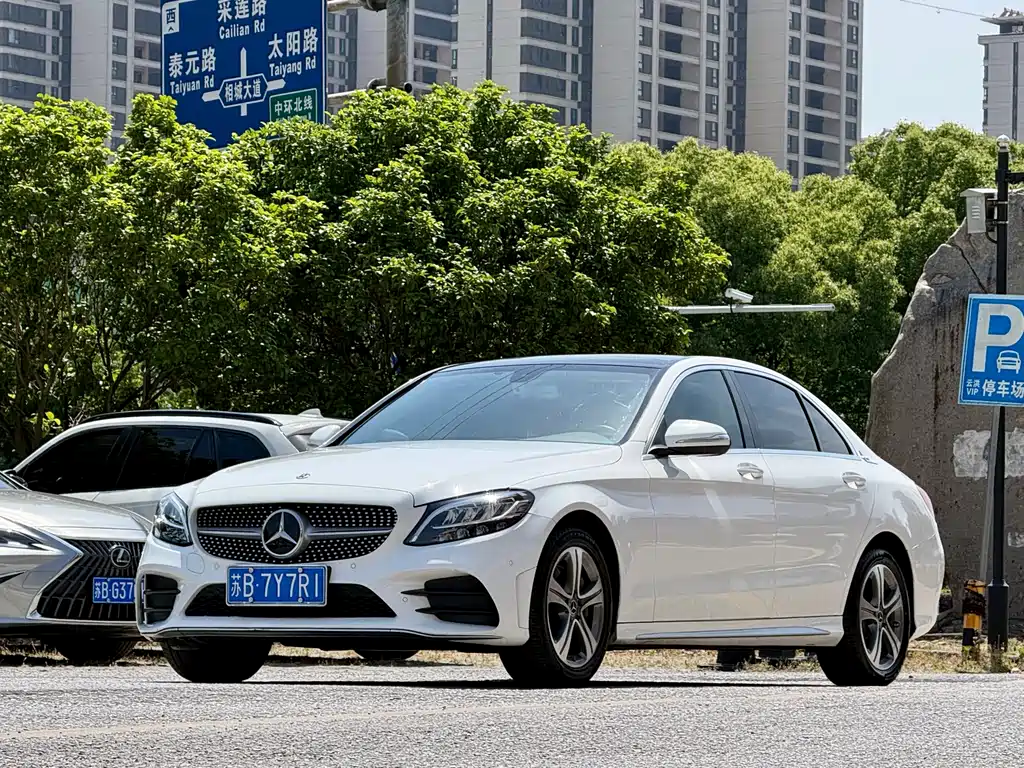 Mercedes-Benz C-Class 2020 — фото 2
