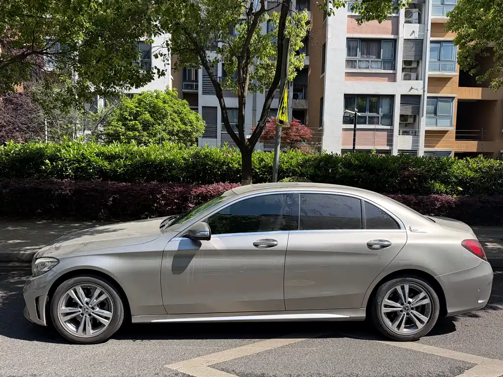 Mercedes-Benz C-Class 2020 — фото 5