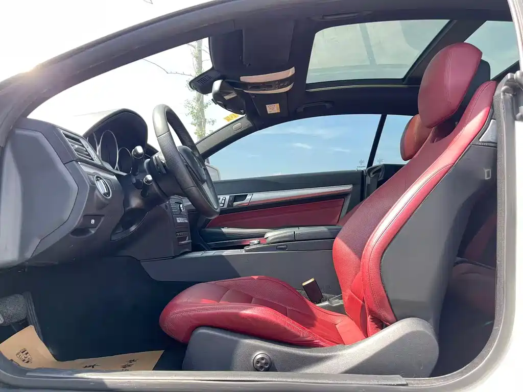 Mercedes-Benz E-Class 2015 — фото 13