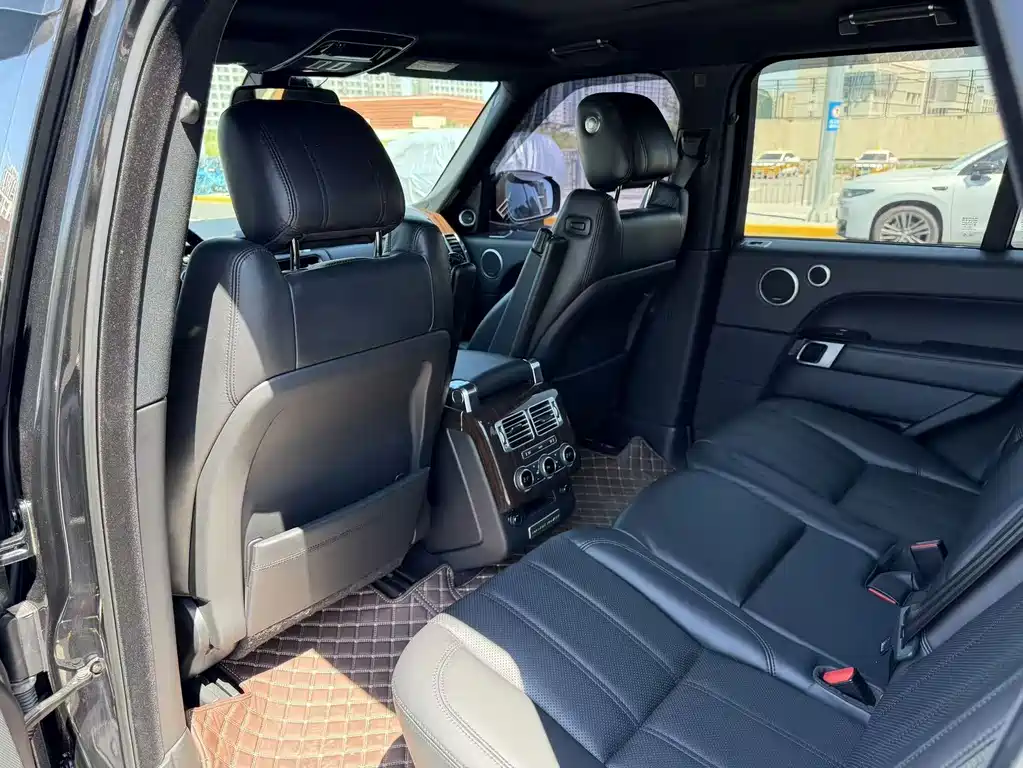 Land Rover Range Rover 2015 — фото 11