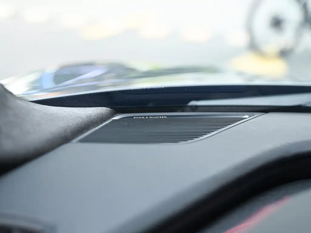 Audi R8 2018 — фото 16