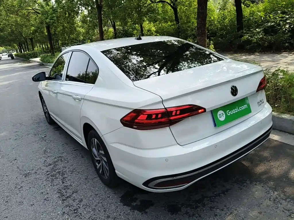 Volkswagen Bora 2024