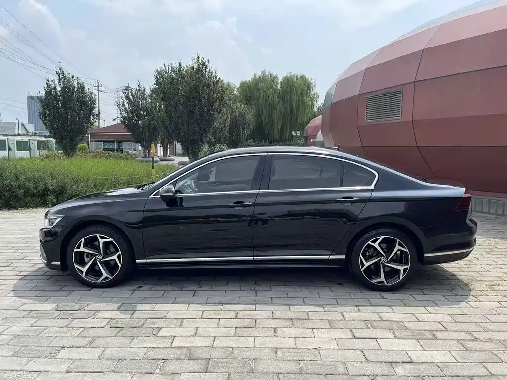 Volkswagen Magotan 2023