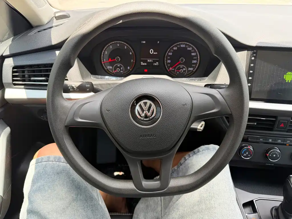 Volkswagen Lavida 2019 — фото 17